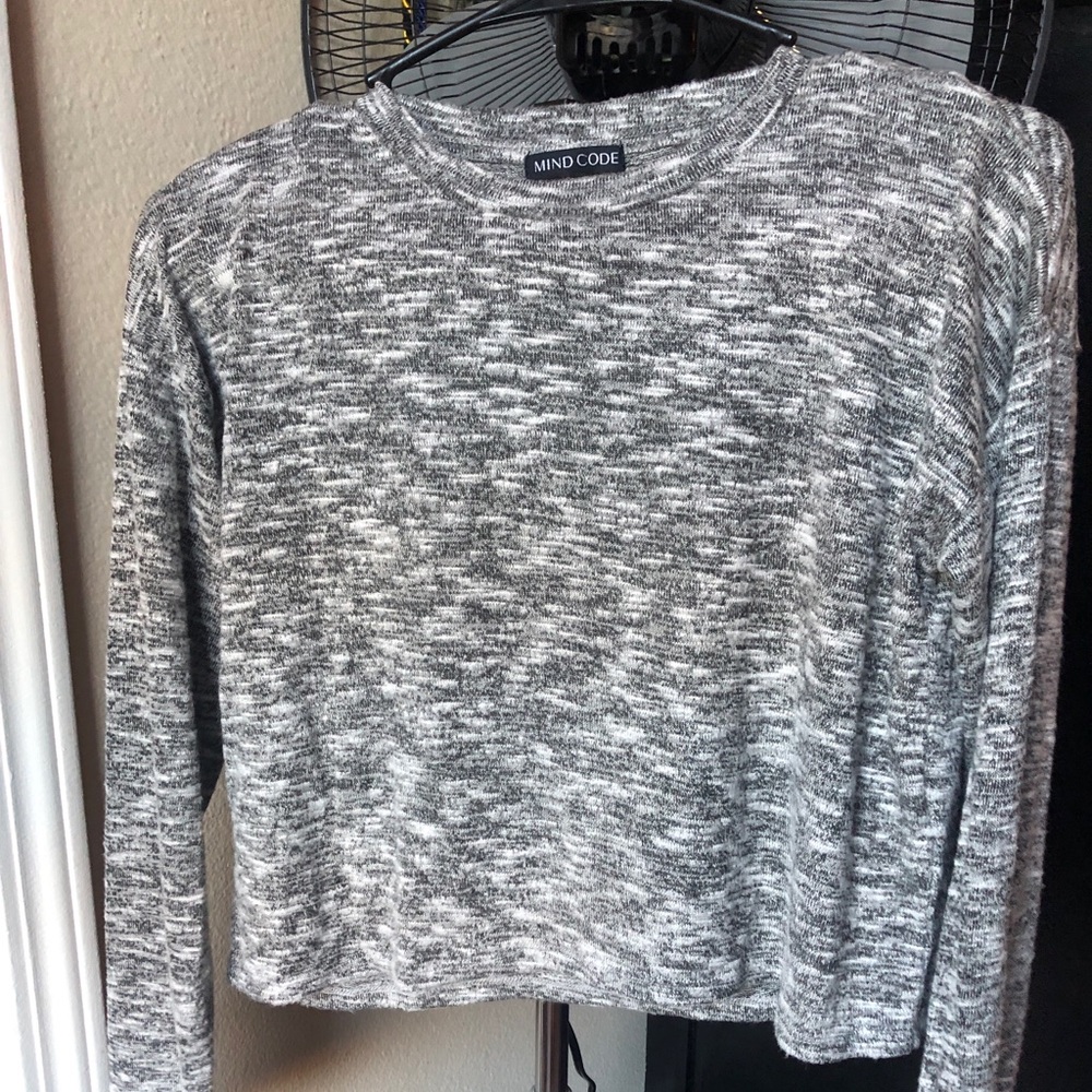 Mind code Grey Long Sleeve Crop Top